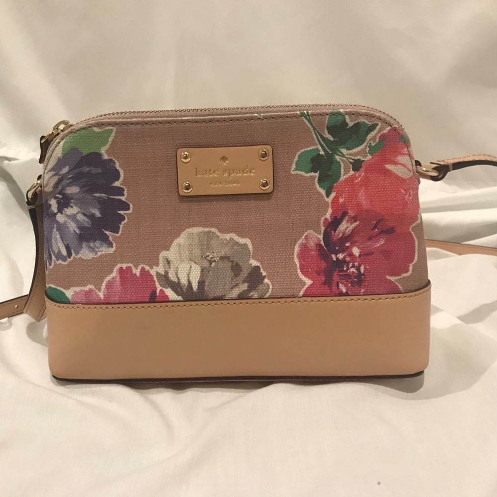 kate spade Wellesley Floral Hanna Bag.